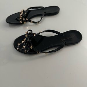 Valentino faux looking sandals- black